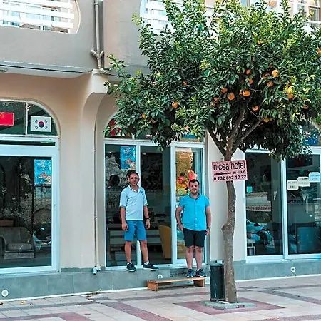 尼西亚酒店 3* 塞尔丘克