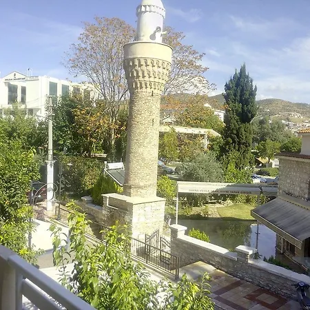 نايسي سلجوك